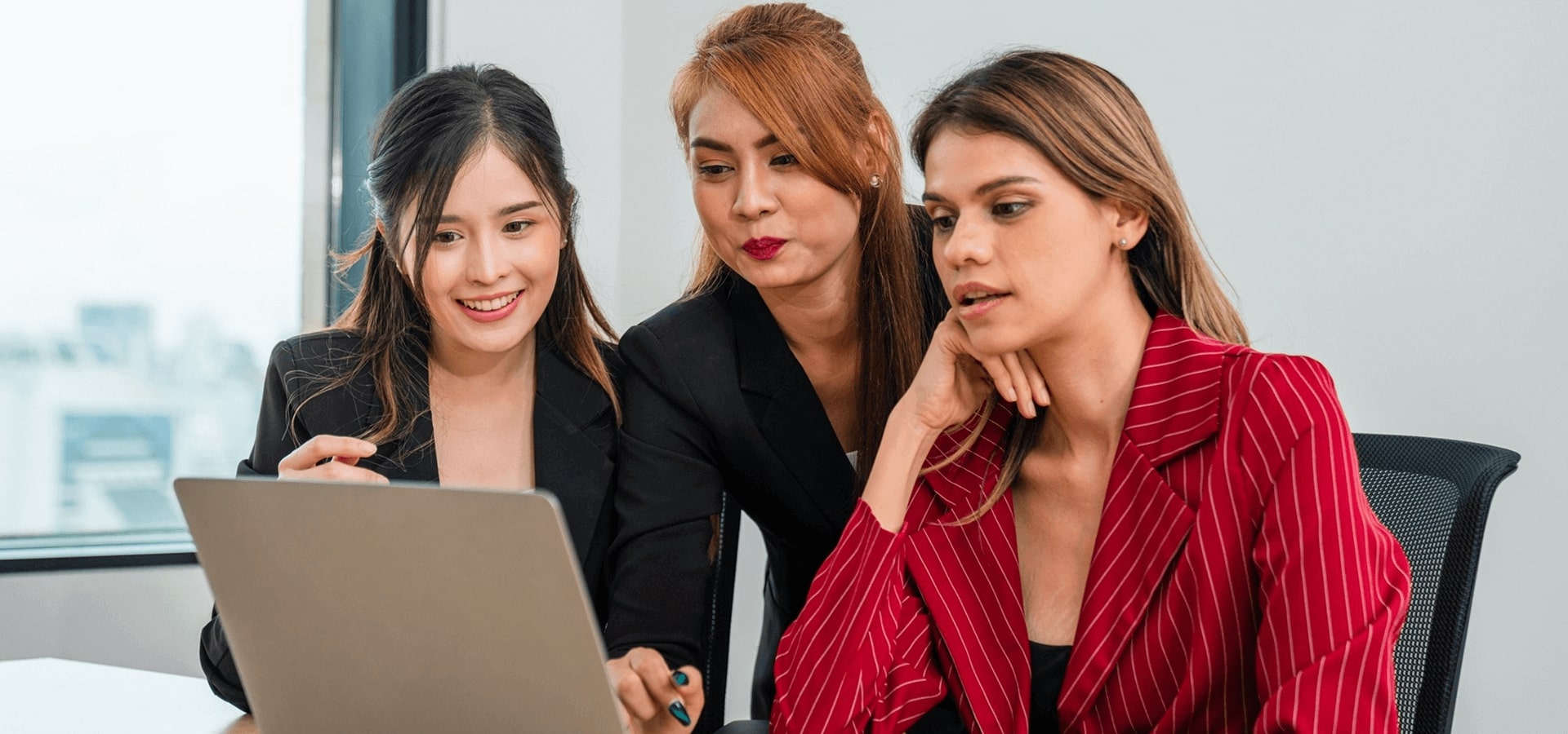 INTRONIA - Unsere KI-Lösung für Sie